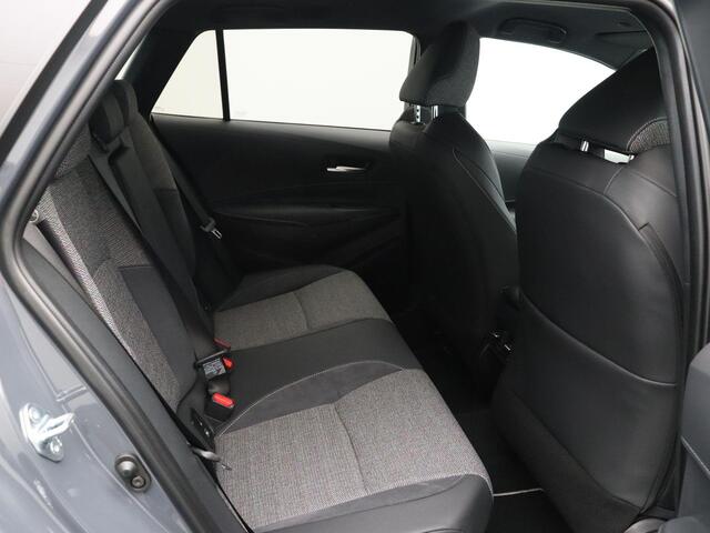Toyota COROLLA Touring Sports Hybrid 140 Dynamic | Stoel, Stuur en voorruitverwarming | Apple Carplay & Android Auto | Achteruitrijcamera |