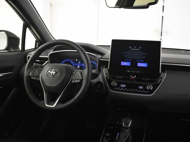 Toyota COROLLA Cross Hybrid 140 Style Modeljaar 2026 | Blindspot | Stoelverw. | PDC |