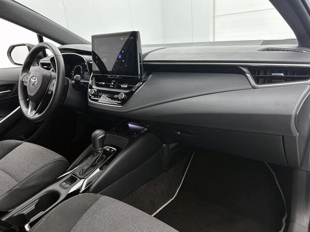 Toyota COROLLA Touring Sports Hybrid 140 Dynamic | NL-Auto | Fabr t/m 06-2035 mogelijk! | Parkeersensoren V+A | Stoelverwarming | Onderweg-naar-dealer