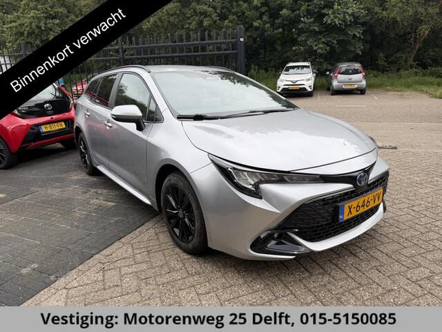 Toyota COROLLA Touring Sports 1.8 HYBRID 140PK SILVERLINE ACTIVE GARANTIE 2034 ! . NAVIGATIE . ADAPTIEVE CRUISE CONTROLE . ACHTERUITRIJ CAMERA .