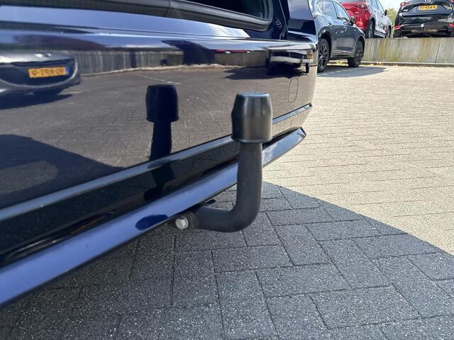 Toyota COROLLA Touring Sports 1.8 Hybrid Dynamic | Trekhaak | NAP | Apple CarPlay/Android auto | Achteruitrijcamera