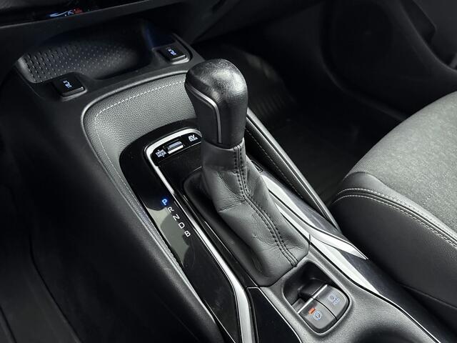 Toyota COROLLA 1.8 Hybrid Dynamic | Voorruit-Stuur-Stoelverwarming | Parkeersensoren V+A |