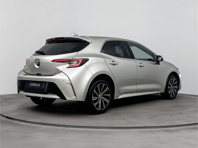 Toyota COROLLA 1.8 Hybrid Dynamic | Parkeersensoren | Stuur-Stoelverwarming | Apple Carplay-Android Auto |