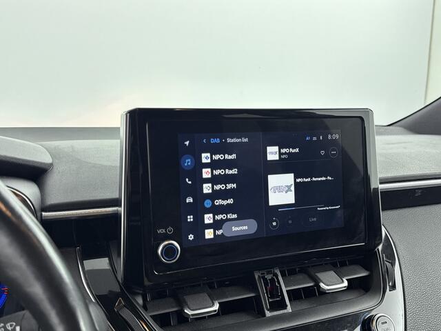 Toyota COROLLA 1.8 Hybrid Dynamic | Parkeersensoren | Stuur-Stoelverwarming | Apple Carplay-Android Auto |