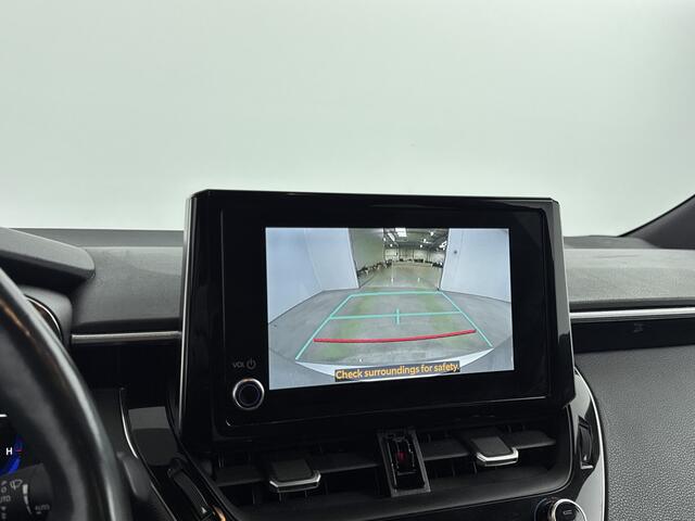 Toyota COROLLA 1.8 Hybrid Dynamic | Parkeersensoren | Stuur-Stoelverwarming | Apple Carplay-Android Auto |