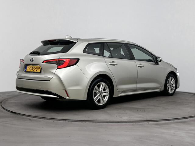 Toyota COROLLA Touring Sports 1.8 Hybrid Active | Dealer onderhouden | Apple CarPlay/Android Auto | Cruise Control Adaptive | Achteruitrijcamera | Climate Control |