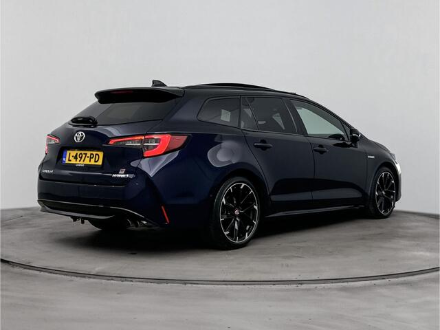 Toyota COROLLA Touring Sports 2.0 Hybrid GR-Sport Plus | NL-Auto | Glazen Panoramadak |