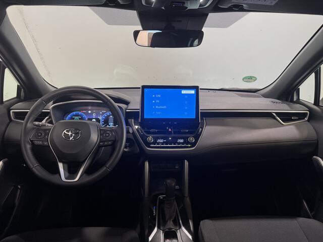 Toyota COROLLA Cross Hybrid 140 Style | Dodehoek detectie | Elektrische achterklep | CarPlay |