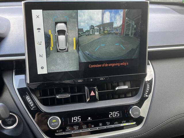 Toyota COROLLA Cross Hybrid 200 Executive | Trekhaak | Lederen bekleding | Stoel- + stuurverwarming | Carplay |
