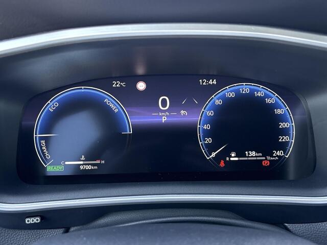 Toyota COROLLA Cross 2.0 High Power Hybrid First Edition **DODEHOEK DETECTIE/ STOELVERWARMING/ PARKEERSENSOREN**
