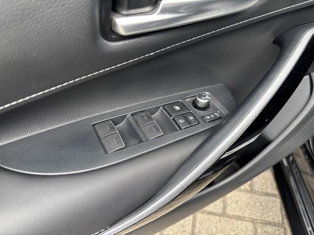 Toyota COROLLA Touring Sports 1.8 Hybrid Business Plus