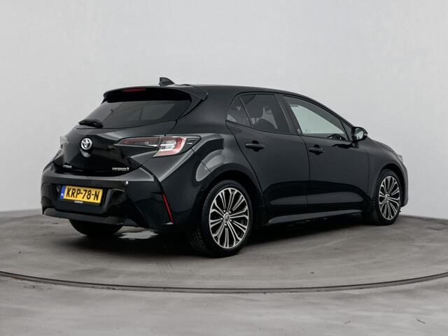 Toyota COROLLA 1.8 Hybrid Dynamic Luxury | Stuur-Stoelverwarming | Apple Carplay-Android Auto | Blind Spot |