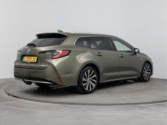 Toyota COROLLA Touring Sports 1.8 Hybrid Dynamic | Trekhaak | NL-Auto | Stoelverwarming |