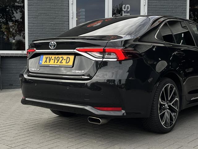 Toyota COROLLA 1.8 Hybrid Executive HUD, Stoel/Stuurwiel verwarming, ACC