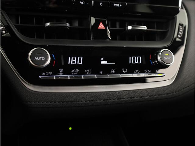 Toyota COROLLA Cross Hybrid 140 Dynamic *DEMO* | Metaallak | Camera |