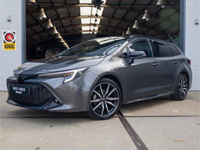 Toyota COROLLA Touring Sports Hybrid 140 GR Sport *ACC | Trekhaak | Camera | Keyless | Blindspot | Apple Carplay | Stoelverwarming | Clima | Navi*