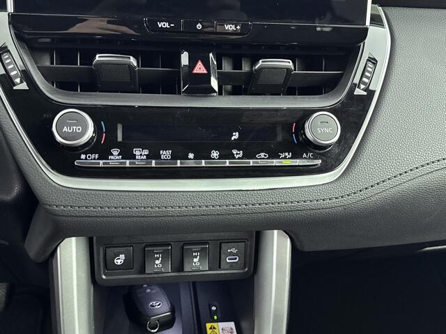 Toyota COROLLA Cross Hybrid 140 Dynamic | Voorruit-Stuur-Stoelverwarming | Parkeersensoren V+A |