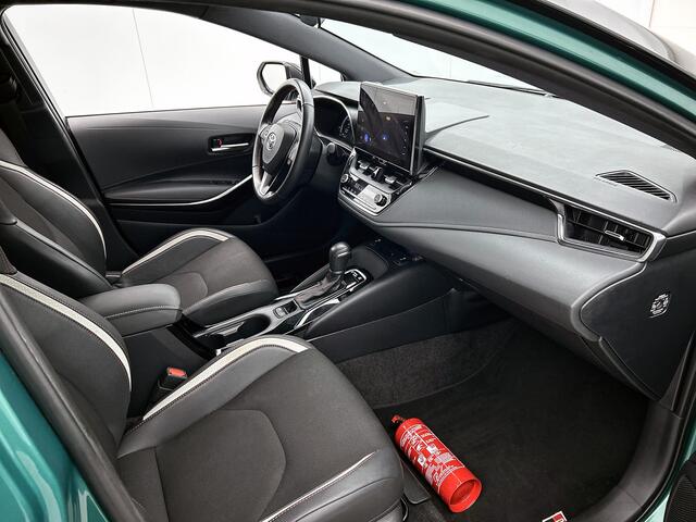 Toyota COROLLA Hybrid 140 GR Sport | Trekhaak afneembaar | Stoelverwarming | Parkeersensoren voor+achter | Draadloze telefoonlader | Navigatie | Apple CarPlay/Android Auto | Cruise Control Adaptive |