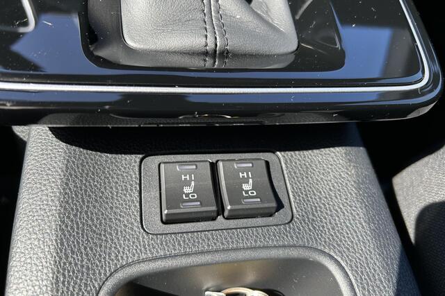Toyota COROLLA Cross Hybrid 140 Dynamic, Nieuw en uit voorraad leverbaar met €3.000,- inruilpremie!