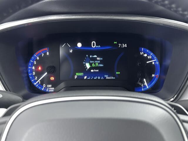 Toyota COROLLA Touring Sports 2.0 Hybrid Dynamic | Voorruit-Stuur-Stoelverwarming | Blindspot | Parkeersensoren V+A |