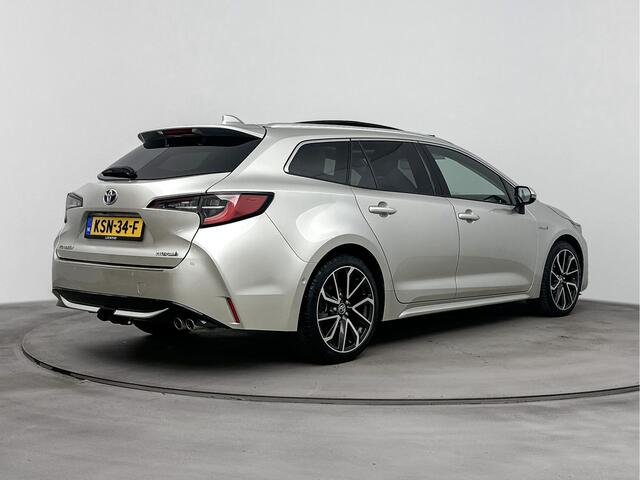 Toyota COROLLA Touring Sports 2.0 Hybrid Executive JBL | Stuur/Stoelverwarming | Trekhaak | Elek Achterklep | Parkeersensoren V+A |