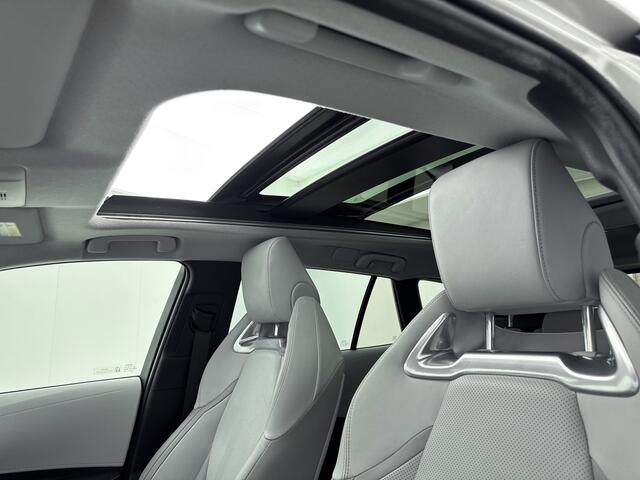 Toyota COROLLA Touring Sports 2.0 Hybrid Executive JBL | Stuur/Stoelverwarming | Trekhaak | Elek Achterklep | Parkeersensoren V+A |