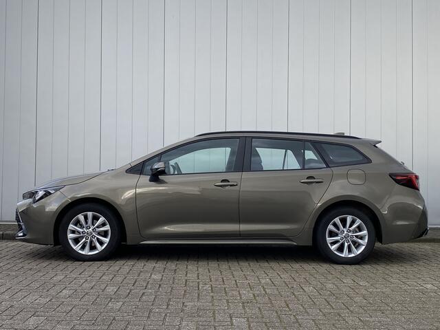 Toyota COROLLA Touring Sports 1.8 Hybrid Active NL Auto Nieuwe Model Dealer Onderhouden Navi Carplay Clima Cruise