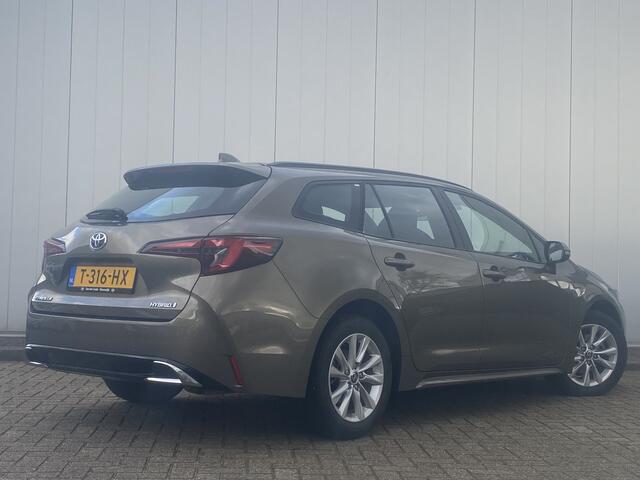 Toyota COROLLA Touring Sports 1.8 Hybrid Active NL Auto Nieuwe Model Dealer Onderhouden Navi Carplay Clima Cruise