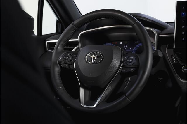 Toyota COROLLA Cross Hybrid 140 Dynamic | Dig. Cockpit | Adapt. Cruise | Winterpakket | PDC | Camera | App. Connect | ECC | Elek. Klep | LM 18" | 3845