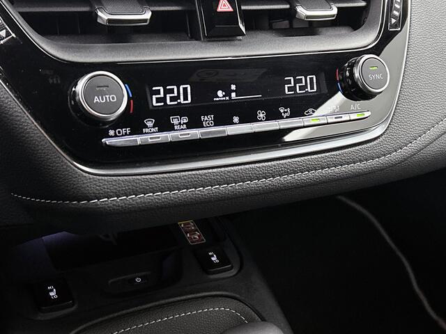 Toyota COROLLA Touring Sports Hybrid 140 Dynamic | Half lederen bekleding | Stoelverwarming | Parkeersensoren |