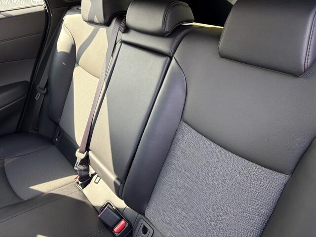Toyota COROLLA Cross Hybrid 200 Style | Leer | Blindspot | Parkeersensoren