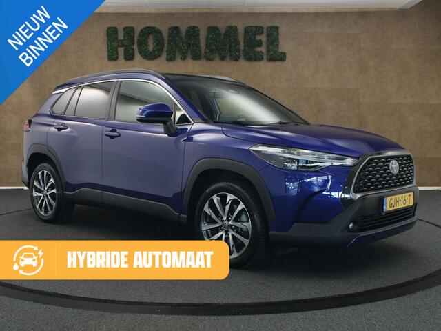 Toyota COROLLA Cross 2.0 High Power Hybrid First Edition - CAMERA - LENDENSTEUN BESTUURDERSSTOEL - 18 INCH LICHT METALEN VELGEN - PANORAMADAK - 4 SEIZOENENBANDEN - PARKEERSENSOREN VOOR/ ACHTER - NAVIGATIE - CLIMATE CONTROL - VOORSTOELEN VERWARMD - STUUR VERWARMD - ELEKTRISCHE ACHTERKLEP