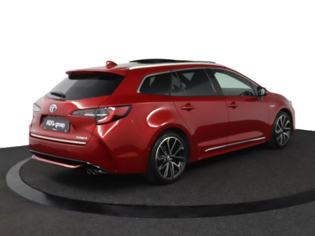 Toyota COROLLA Touring Sports 2.0 Hybrid Premium | Schuif / Kanteldak | Head-Up display | Lederen bekleding |