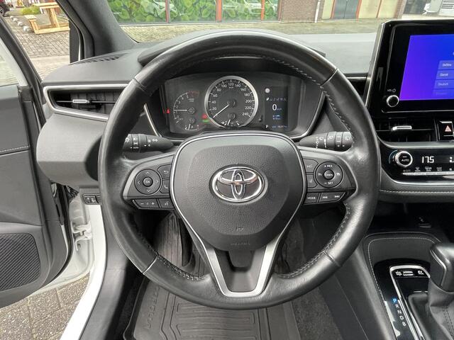 Toyota COROLLA Touring Sports 1.8 Hybrid Active | Grijs kenteken | stuur-, stoel- en voorruit verwarming | Lichtmetalen velgen | Apple/Android Navigatie |