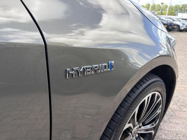 Toyota COROLLA Touring Sports 1.8 Hybrid Executive