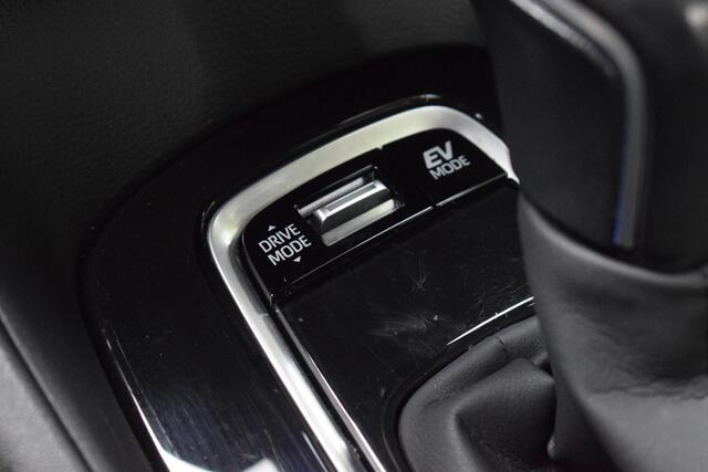 Toyota COROLLA 1.8 Hybrid First Edition |NAVI|ADAPT CRUISE|CAMERA