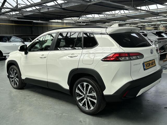 Toyota COROLLA Cross Hybrid 140 Dynamic edition Parkeersensoren, navigatie Apple CarPlay/Android Auto, elektr. achterklep, adaptieve cruise control, keyless