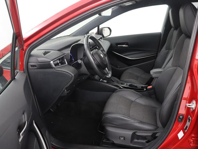 Toyota COROLLA Touring Sports 1.8 Hybrid Dynamic | Half Leder | Camera | Stoelverwarming | Carplay | Climate control | Bluetooth | DAB | Adaptive cruise |