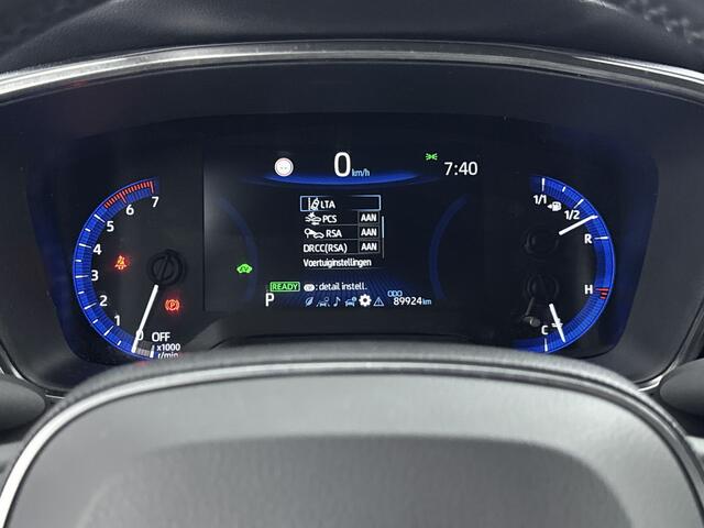 Toyota COROLLA Touring Sports 1.8 Hybrid Active | Navigatie | Parkeersensoren Achter | Stoelverwarming | **
