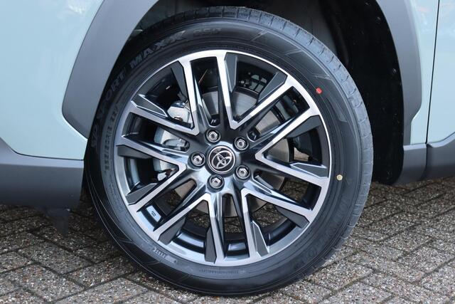 Toyota COROLLA Cross Dynamic Demo korting € 3.475! Snel rijden.