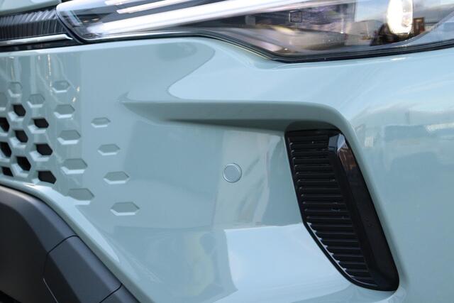 Toyota COROLLA Cross Dynamic Demo korting € 3.475! Snel rijden.