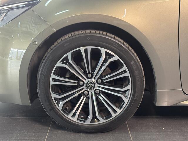 Toyota COROLLA Touring Sports 1.8 Hybrid Executive Limited | Blind Spot Monitor | Sportstoelen voor | Elektrische achterklep |