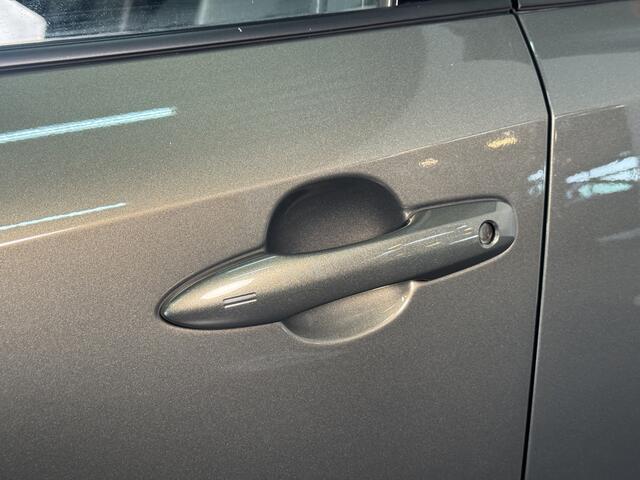 Toyota COROLLA Touring Sports 1.8 Hybrid Executive Limited | Blind Spot Monitor | Sportstoelen voor | Elektrische achterklep |