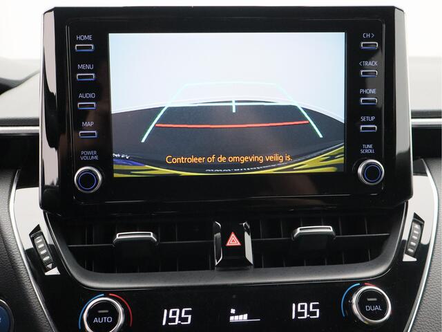 Toyota COROLLA Touring Sports 1.8 Hybrid Business Plus/ lage km/ trekhaak!