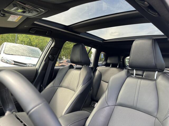 Toyota COROLLA Cross Hybrid 200 Executive | All-in prijs | Automaat | Panoramadak | Leder bekleding