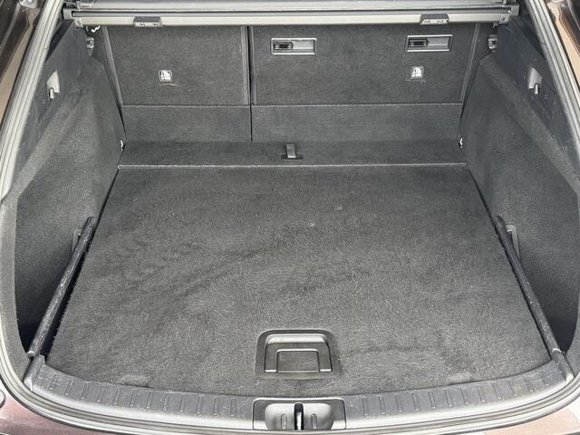 Toyota COROLLA Touring Sports 1.8 Hybrid Business Plus