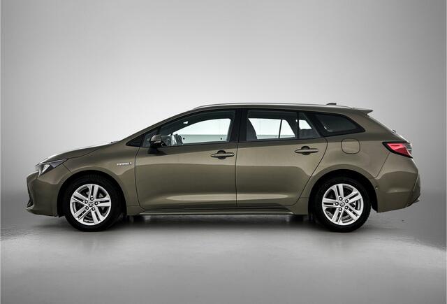 Toyota COROLLA Touring Sports 1.8 Hybrid First Edition | Trekhaak | NL dealeronderhouden |