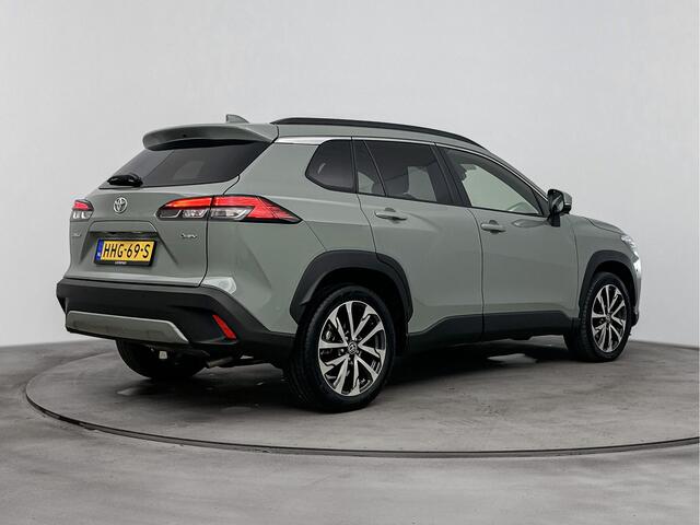 Toyota COROLLA Cross Hybrid 200 Executive VOL! | Pano | JBL | Blindspot | Voorruit-Stuur-Stoelverwarming | Parkeersensoren V+A |