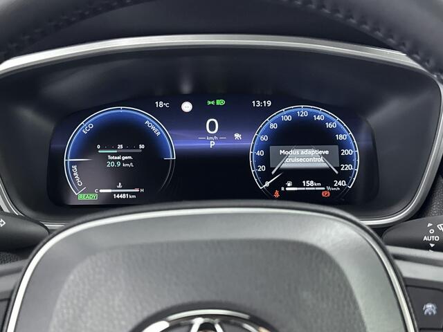 Toyota COROLLA Cross Hybrid 140 Dynamic | Facelift Model | Stoel+stuurverwarming | Dodehoek detectie | Elektrische achterklep | Parkeersensoren voor+Achter | Navigatie | Apple CarPlay/Android Auto | Cruise Control Adaptive |