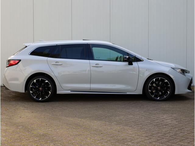 Toyota COROLLA Touring Sports 2.0 Hybrid GR-Sport Plus | Panoramadak | JBL Audio | Head-Up